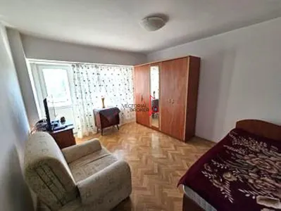 Garsonieră decomandată, et.2/10, bloc 1978 intersectia Avion Colentina - foto 7