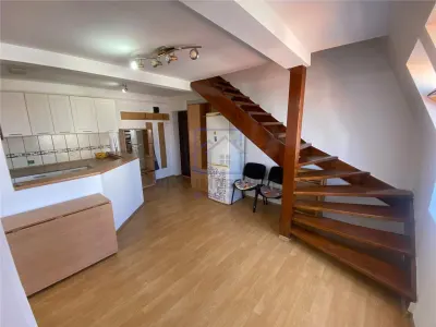 Apartament de vanzare in Sibiu - 4 camere, cu pivnita, Vasile Aaron - foto 3