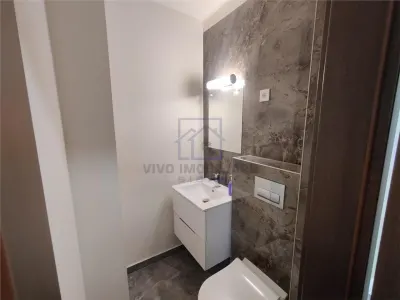 Apartament de inchiriat in Sibiu - 3 camere, decomandat, renovat, zona Calea Dumbravii - foto 10