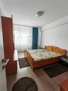 Apartament de inchiriat in Sibiu - 3 camere, 2 bai, loc de parcare privat, zona Str. Bieltz - foto 6