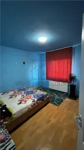 Apartament de vanzare in Sibiu - 2 camere, decomandat, cu balcon si pivnita, Vasile Aaron - foto 3