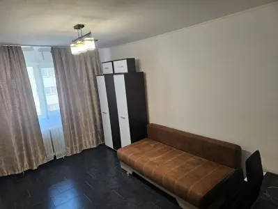 EXCLUSIVITATE! Garsoniera renovata in Astra, Brasov - foto 3
