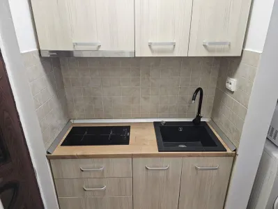 EXCLUSIVITATE! Garsoniera renovata in Astra, Brasov - foto 6