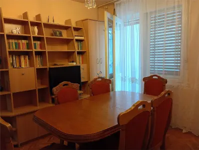 Apartament cu 3 camere de inchiriat - foto 2