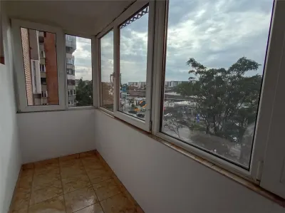 Apartament cu 3 camere de inchiriat - foto 6