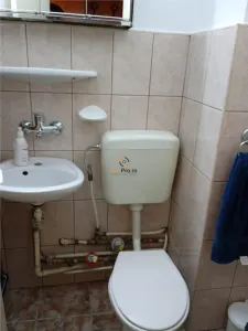 Apartament cu 3 camere de inchiriat - foto 8