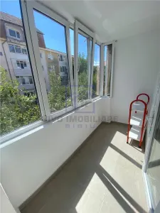 Apartament de inchiriat in Sibiu - 2 camere, decomandat, cu balcon, Bd. Mihai Viteazu - foto 9