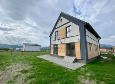 Casa de vanzare in Sibiu - Talmaciu, individuala, cu pompa de caldura si teren de 470 mp - Sibiu