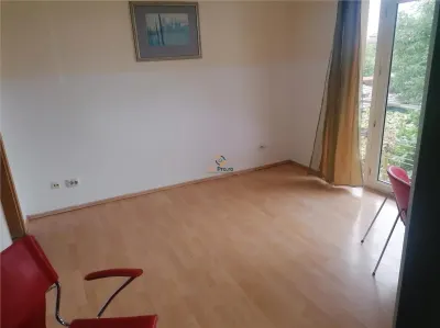 Pensiune Azil Spatiu Comercial Calea Girocului - foto 19