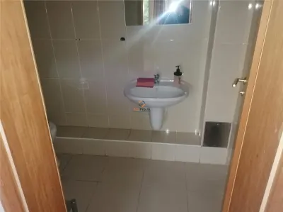 Pensiune Azil Spatiu Comercial Calea Girocului - foto 20