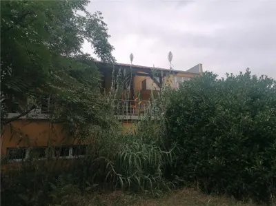 Pensiune Azil Spatiu Comercial Calea Girocului - foto 9