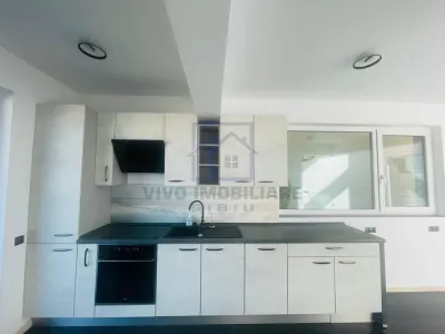 Casa de inchiriat in Sibiu situata in zona Parcul Sub Arini finisaje Premium - foto 2
