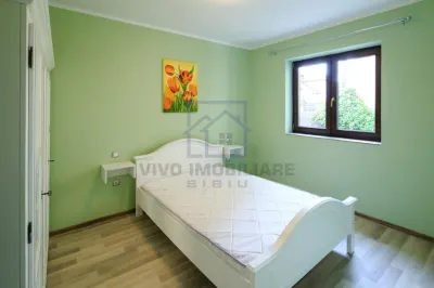 Apartament de inchiriat in Sibiu - 3 camere, etaj 1, Central - foto 5