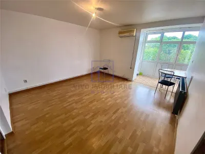 Apartament de vanzare in Sibiu - renovat si mobilat cu pivnita, zona Ariesului - Sibiu
