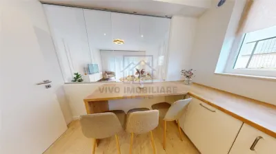 Apartament de vanzare in Sibiu - decomandat, cu vata bazaltica, mobilat si utilat de lux - foto 11
