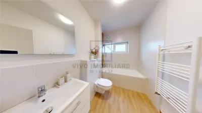 Apartament de vanzare in Sibiu - decomandat, cu vata bazaltica, mobilat si utilat de lux - foto 7