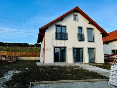 Casa de vanzare in Sibiu - Individuala la cheie, zona Bavaria - foto 18