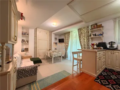 Casa tip duplex, zona Centru - foto 4