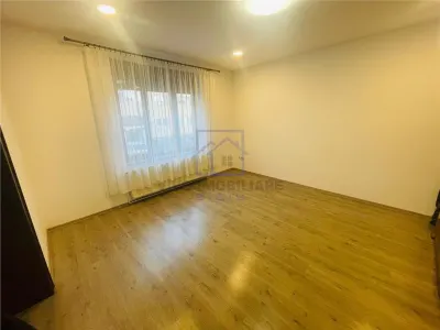 Spatiu de birouri - 80 mp - reper  Magazinul Dumbrava - Sibiu