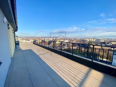 Penthouse de vanzare in Sibiu -  boxa si terasa de 107 mp cu vedere panoramica - foto 3
