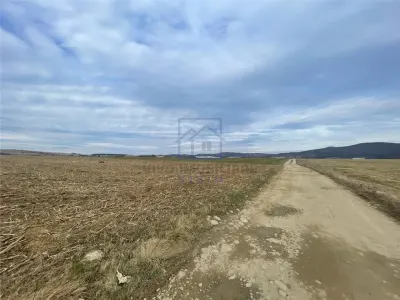 Teren de vanzare in Sibiu - Intravilan, zona Aerodrom Cisnadie - foto 2