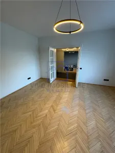 Spatiu de birouri de inchiriat in Sibiu -  ideal pentru cabinete medicale, birouri, etc - foto 5