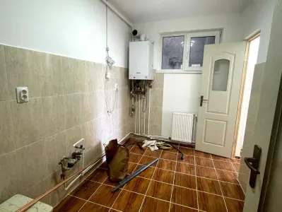 3 camere decomandat | 60 mp + logie | Etaj intermediar | Calea Bucuresti - foto 6