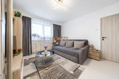 Apartament 3 camere | Renovat | Centrala proprie | Sacele - Sacele