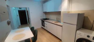 Apartament decomandat cu 2 camere etaj 3, mobilat și utilat, in cartierul Scriitorilor, Brasov - foto 4