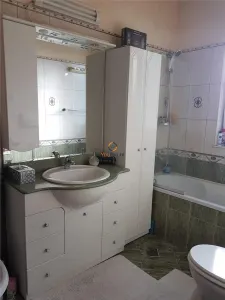 Central / Punctele Cardinale / Decomandat cu 3 Camere / 80 MP - foto 14