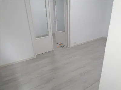 Renovat Etaj 1 Noul Mall - foto 8