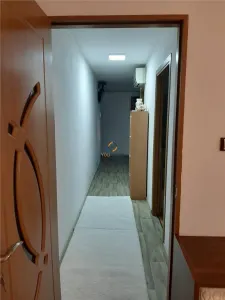 Decomandat cu centrala /2 camere/Zona Dambovita/Mansarda - foto 5