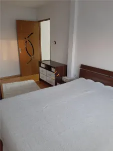 Decomandat cu centrala /2 camere/Zona Dambovita/Mansarda - foto 8