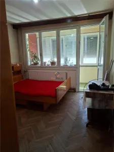 Decomandat 2 Camere Etaj 6 Gheorghe Lazar - foto 4