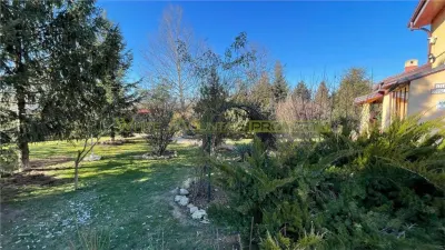 2 vile de vanzare, 14 camere, piscina exterioara, Corbeanca - foto 6