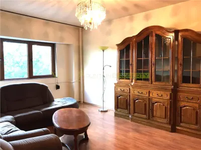 Apartament 3 camere, de vanzare, Bucuresti, Piata Constitutiei - Bucuresti