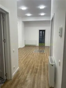 Oltenitei, spatiu comercial 174 mp, inchiriere lunga durata - foto 6