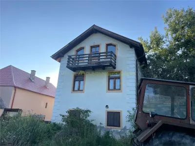 ANTECONTRACT Casa speciala cu istorie de vanzare Jimbor | Fosta scoala - foto 2