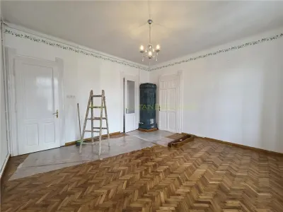 Apartament superb renovat in Centrul Istoric Brasov - foto 10