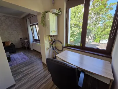 Apartament central cu acces la gradina si 2 locuri parcare - foto 21