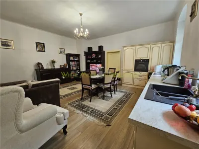 Apartament deosebit cu 3 camere str. Castelului - foto 12