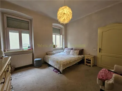 Apartament deosebit cu 3 camere str. Castelului - foto 16