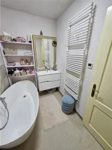 Apartament deosebit cu 3 camere str. Castelului - foto 18