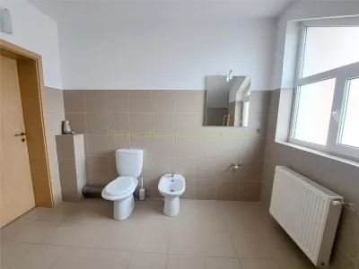 Cluj, Floresti apartament 4 camere, negociabil - foto 18