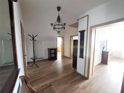 Cluj, Floresti apartament 4 camere, negociabil - foto 6