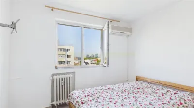 Apartament cu 4 camere de vânzare, zona Lacul Tei - foto 3