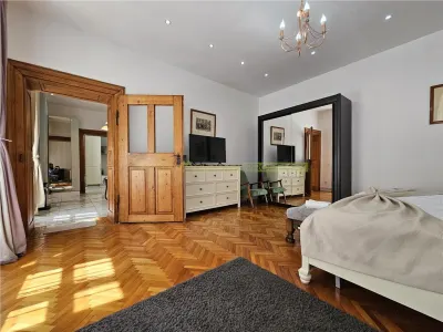 Apartament superb in Centrul Istoric - pretabil regim hotelier - Brasov