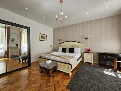 Apartament superb in Centrul Istoric - pretabil regim hotelier - foto 2