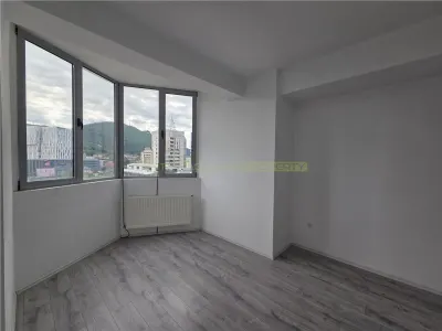 Apartament 2 camere Centrul Civic pretabil birouri - Brasov