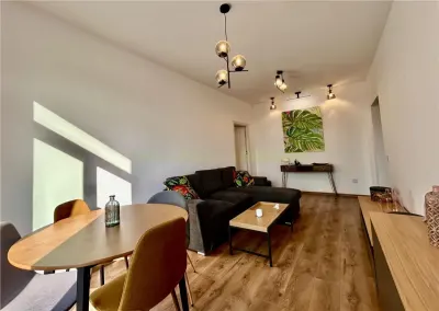 Apartament 2 camere luminos, chic | Judetean | Calea Bucuresti - foto 18